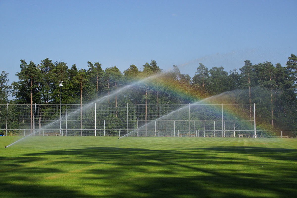 Raintime-Bewaesserung-fuer-Sportsplaetze